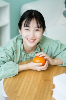 一边吃奶一边做边爱